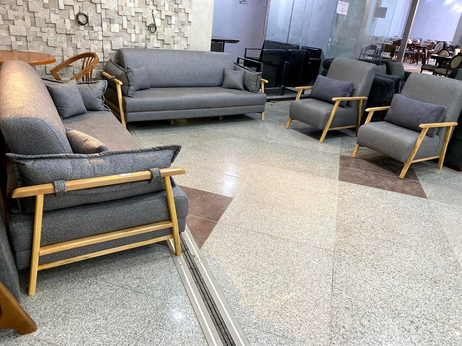 مبل راحتی/ تخت شو/هشت نفره|مبلمان خانگی و میز عسلی|قشم, |دیوار