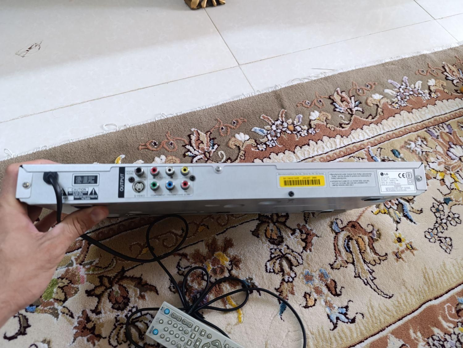 دی وی دی الجی بدون خط و خش رنگ نقره ای|پخش‌کننده DVD و ویدیو|مشهد, ایثارگران|دیوار