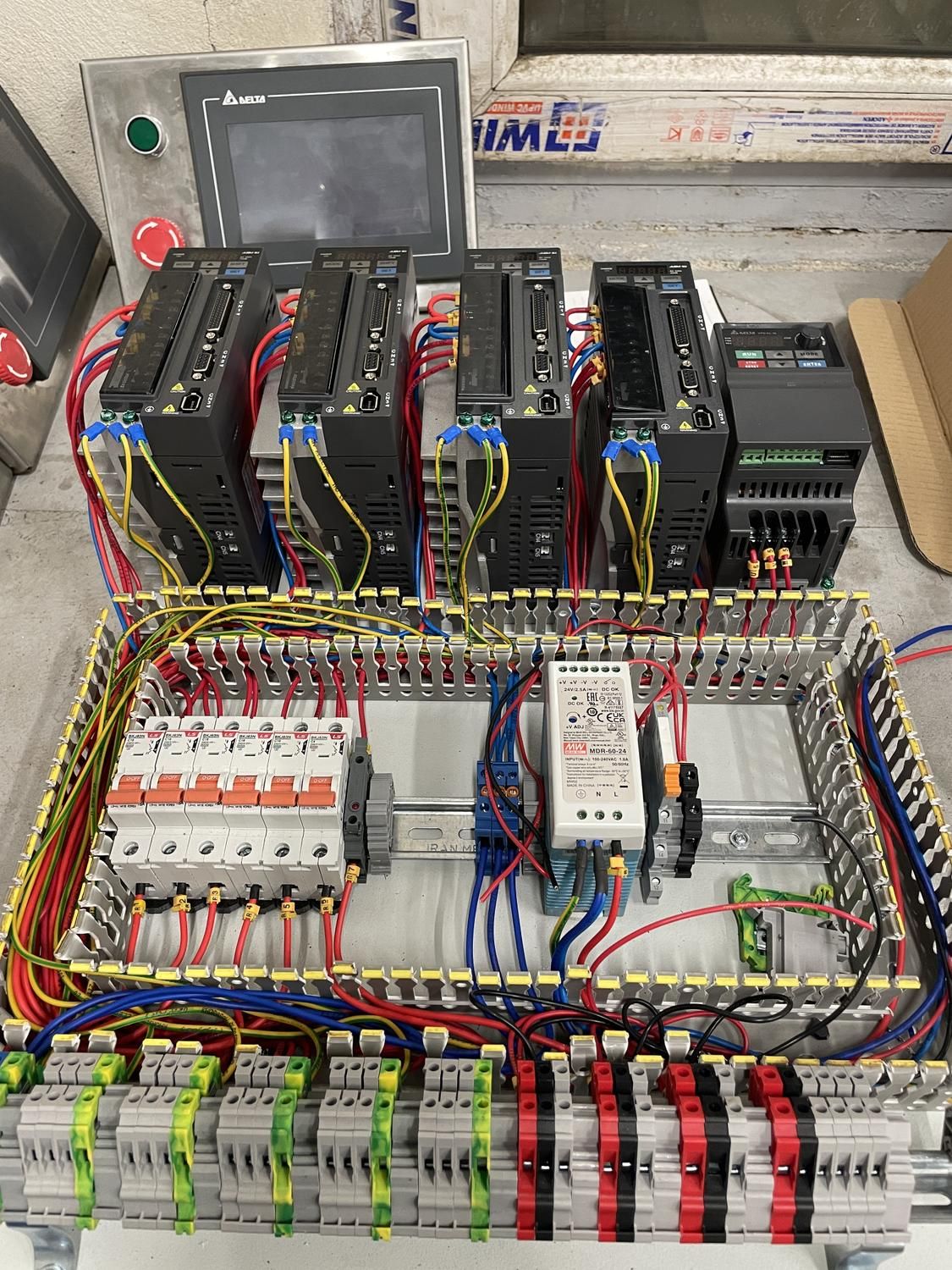 برقکار صنعتی برنامه نویسی plc،بانک خازنی موتورخانه|خدمات پیشه و مهارت|زنجان, |دیوار