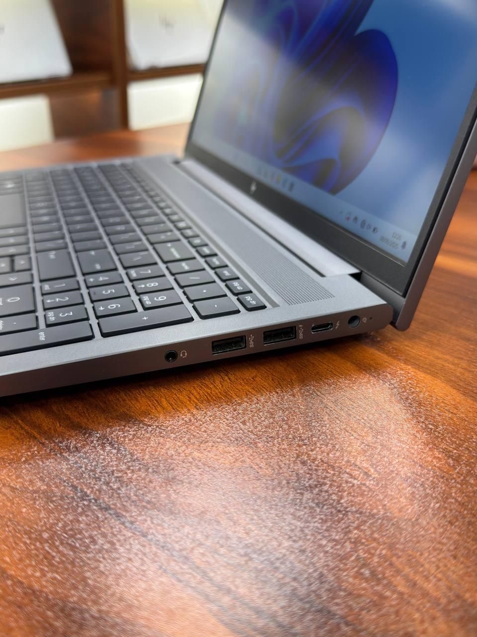 لپتاپ مهندسی گرافیک قدرتمند hp ZBook power 15 G8|رایانه همراه|تهران, میدان ولیعصر|دیوار
