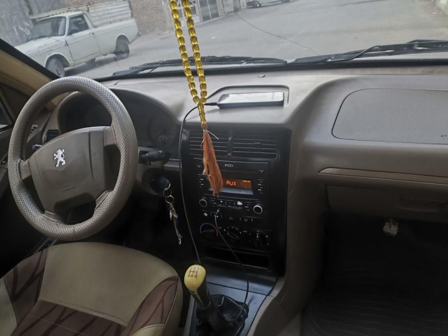 پژو 405 GLX - دوگانه سوز CNG، مدل ۱۳۹۴|خودرو سواری و وانت|قم, ولیعصر|دیوار