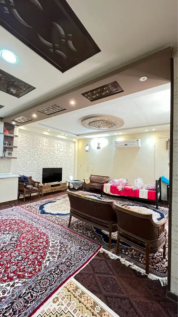 منزل ویلایی/۱۰۰ متری/یک خواب/دلباز/هشت بهشت غربی|فروش خانه و ویلا|اصفهان, ملک|دیوار