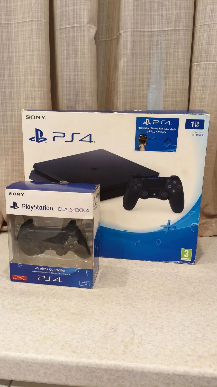 ps4 1T با ۳ دسته|کنسول، بازی ویدئویی و آنلاین|تهران, علم و صنعت|دیوار