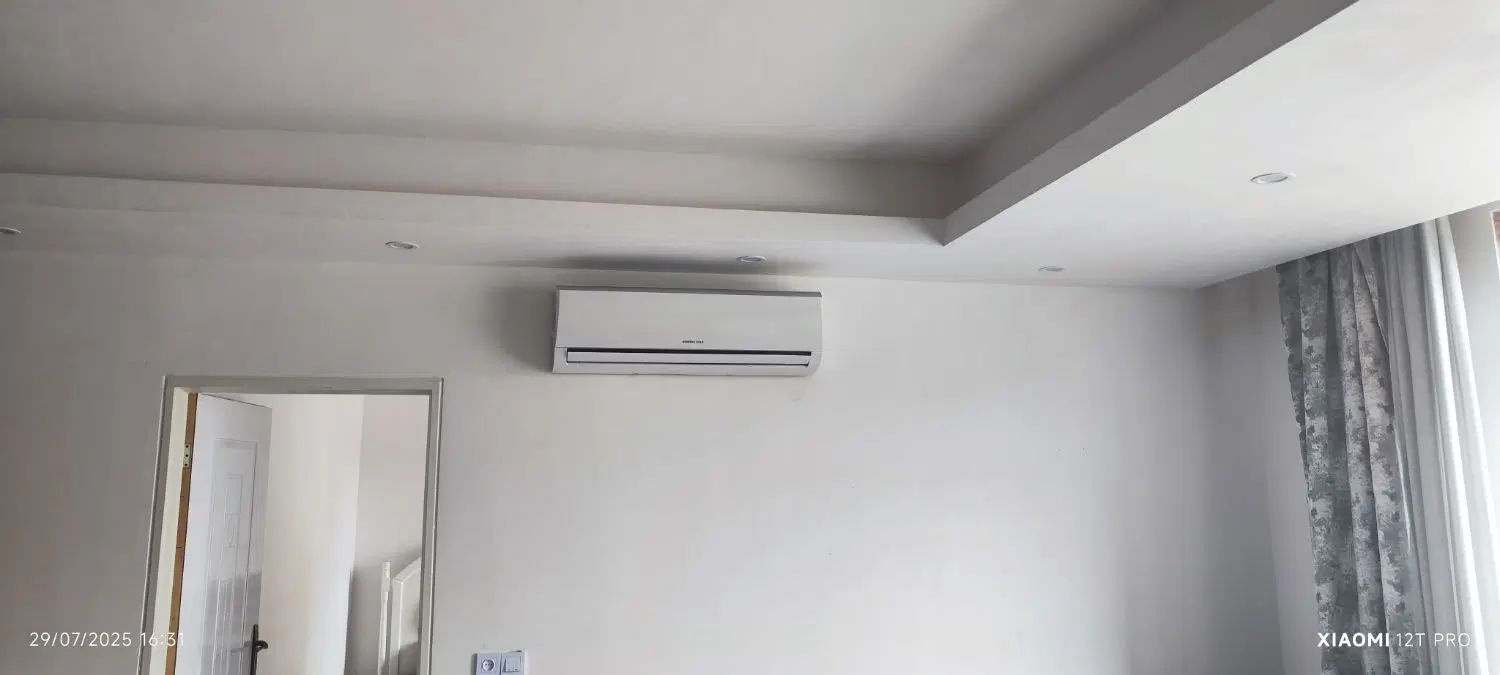 نصب تعمیرات جابجایی شارژ و گاز اسپیلت و کولرگازی|کولر گازی و فن‌کوئل|تهران, درختی|دیوار