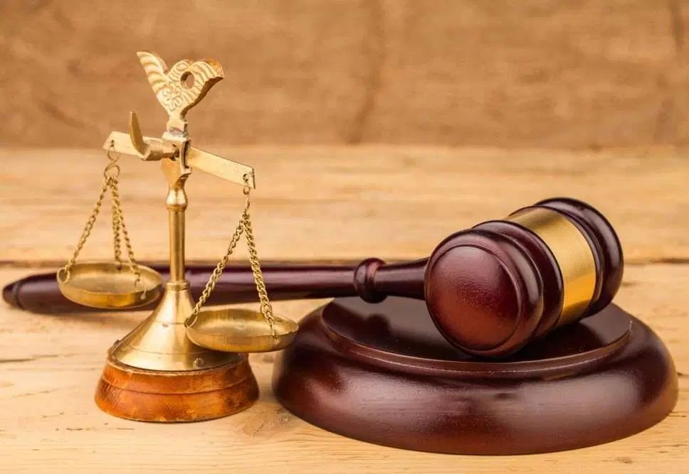 قبول وکالت در تمامی پرونده ها توسط وکیل مجرب|خدمات مالی، حسابداری، بیمه|دزفول, |دیوار