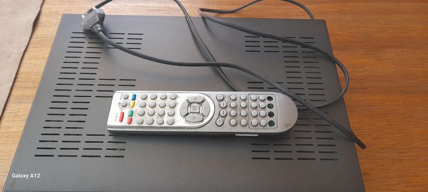 گیرنده دیجیتال|صوتی و تصویری|تهران, نیروی هوایی (پیروزی)|دیوار