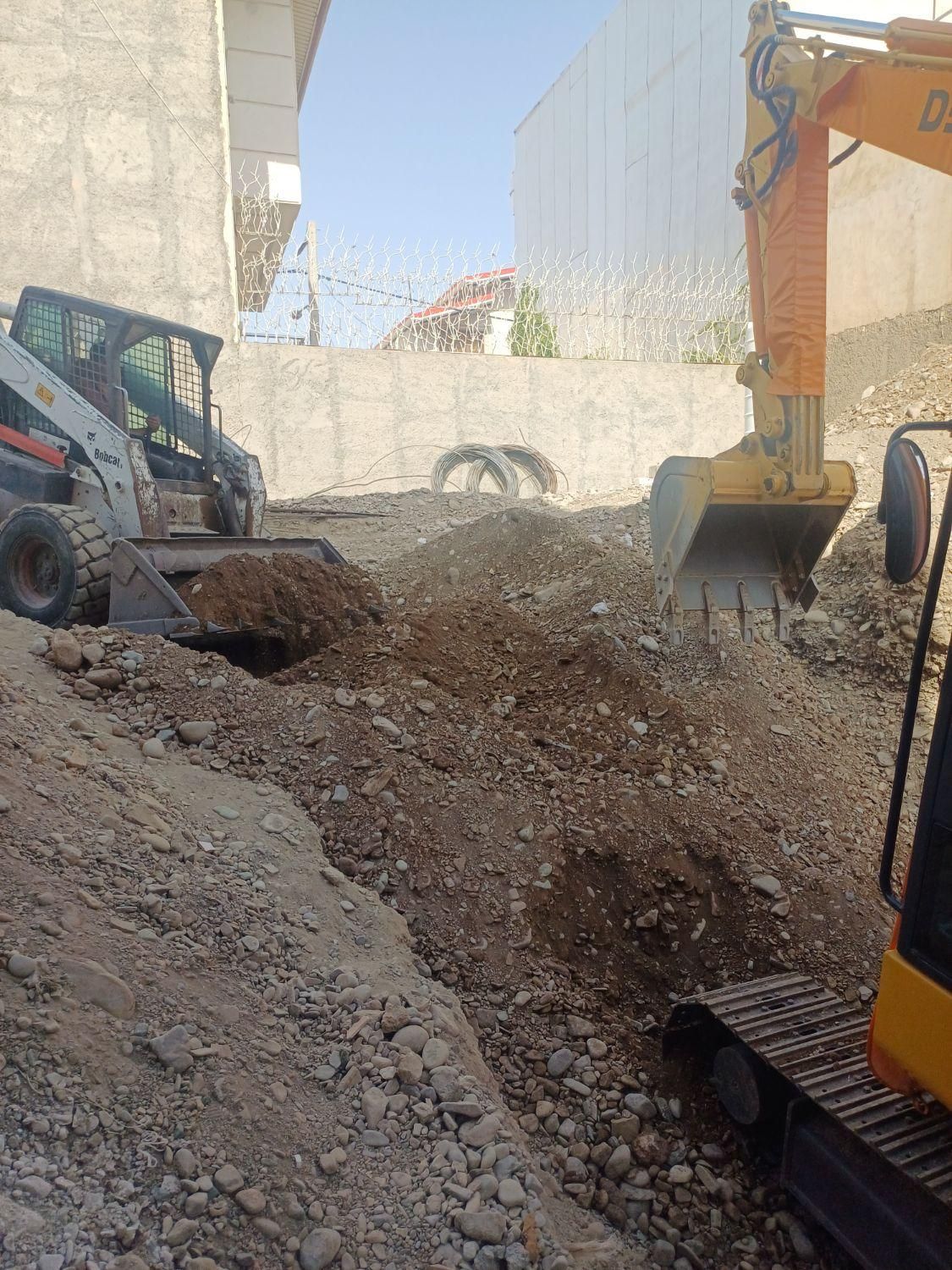 اجاره مینی بیل و بابکت و بیل مکانیکی|خدمات حمل و نقل|کرج, فاز ۳ گوهردشت|دیوار