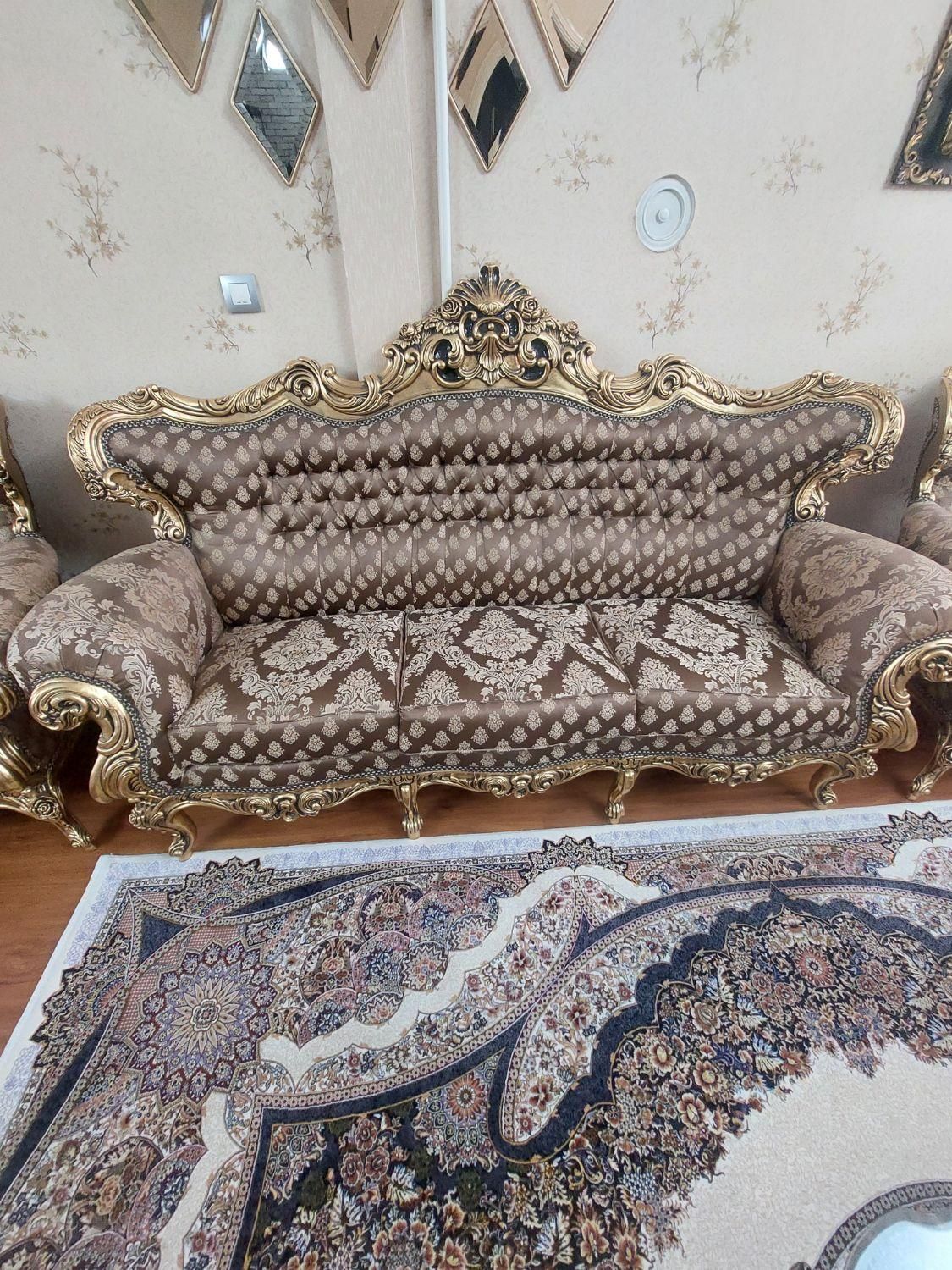 فروش مبلمان سلطنتی|مبلمان خانگی و میز عسلی|هشتگرد, فاز ۱ مهستان|دیوار