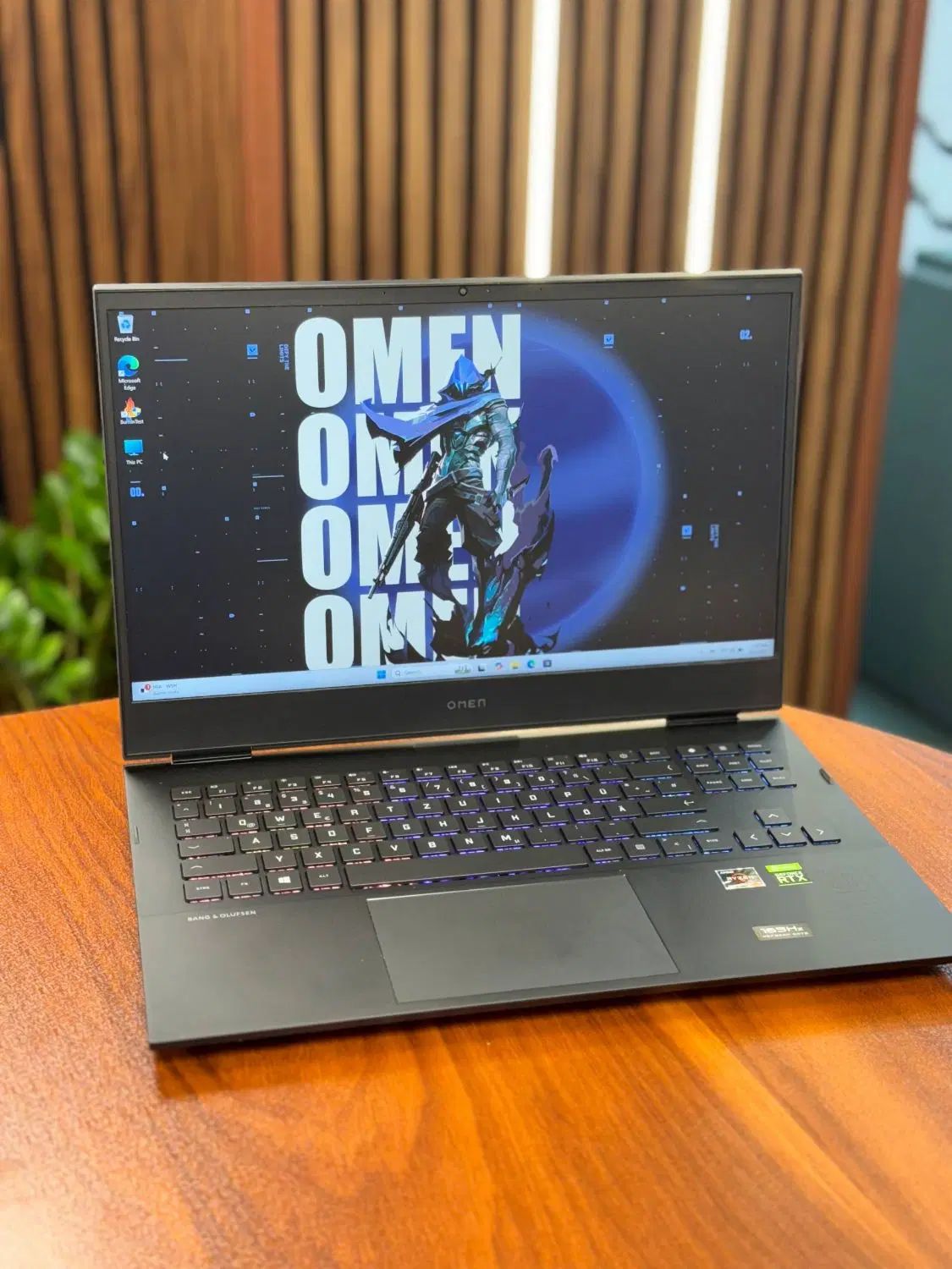 لپتاپ گیمینگ با 8 گیگ گرافیک Rtx 3070 Hp omen|رایانه همراه|تهران, فلسطین (میدان انقلاب)|دیوار