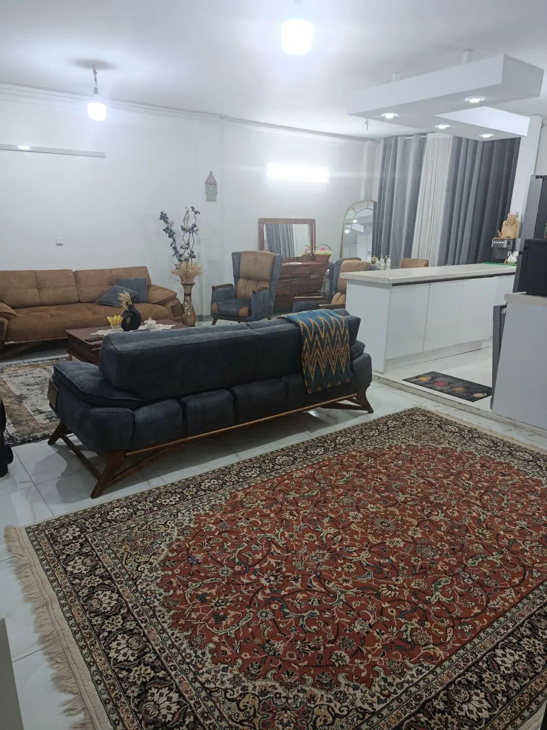 ۷۰متر المپیک/ سالن پرده خور /لوکیشن و دسترسی خوب|اجارهٔ آپارتمان|تهران, ورزشگاه آزادی|دیوار