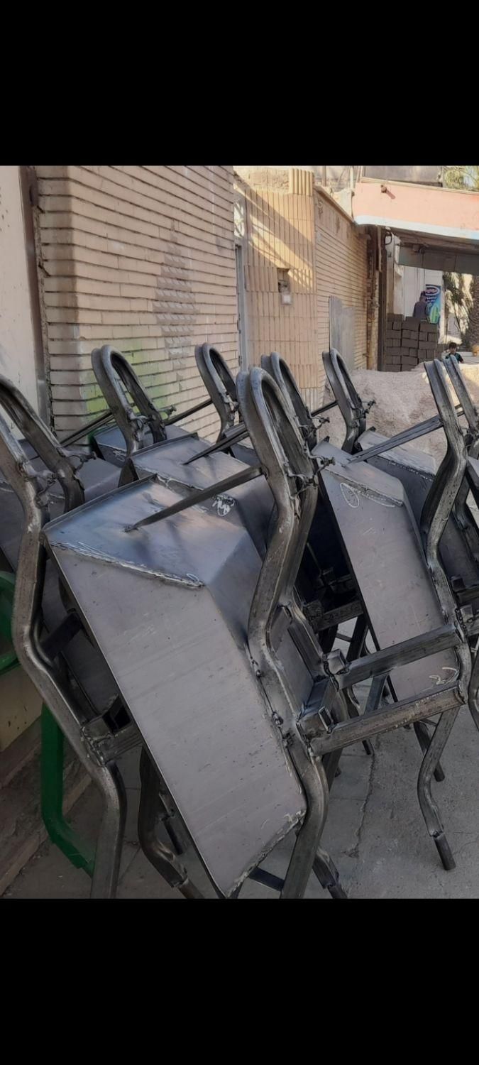 کارگاه فرغون سازی. ( معدن شادگان)|ابزارآلات|شادگان, |دیوار