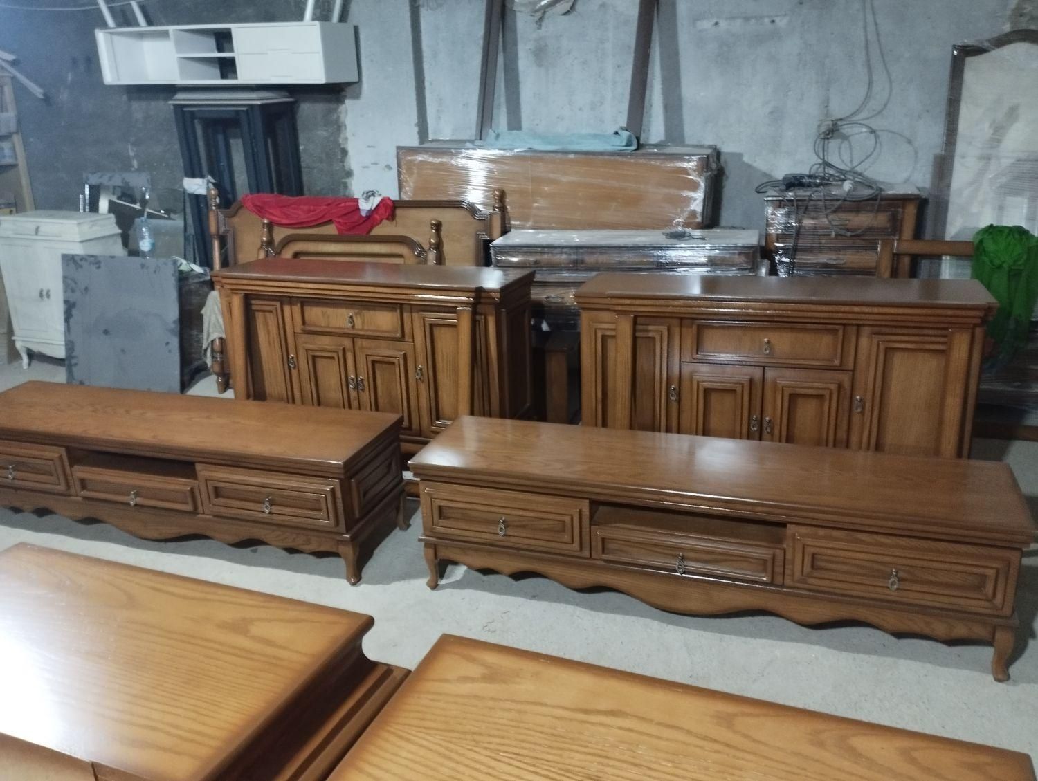 کنسول میز وجاکفشی چوبی|بوفه، ویترین، کنسول|مشهد, رسالت|دیوار