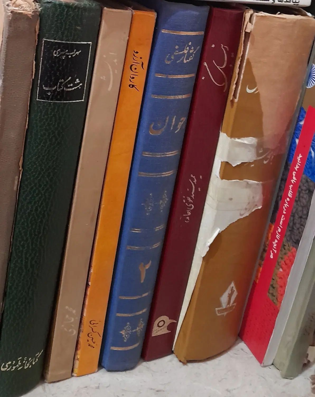تعدادی کتاب قدیمی و ادبی|کتاب و مجله ادبی|تهران, آشتیانی|دیوار