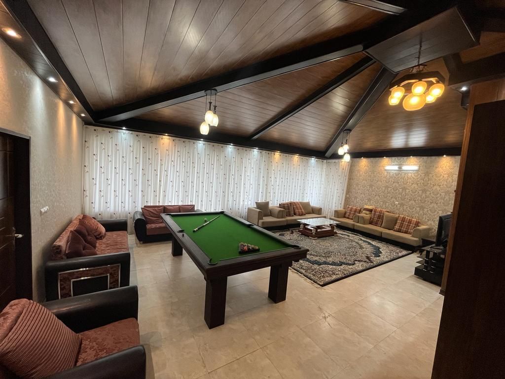 اجاره ویلا کناررودخانه و پل تاریخی زمانخان|اجارهٔ کوتاه‌مدت ویلا و باغ|شهرکرد, |دیوار