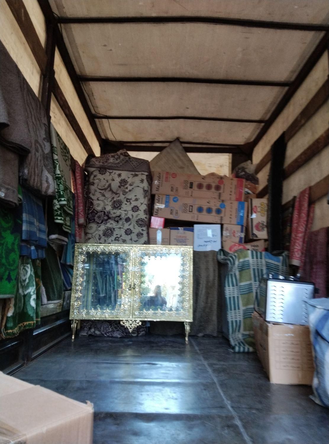 حمل اثاثیه منزل به همراه کارگر (باربری پارسیان)|خدمات حمل و نقل|بروجرد, |دیوار