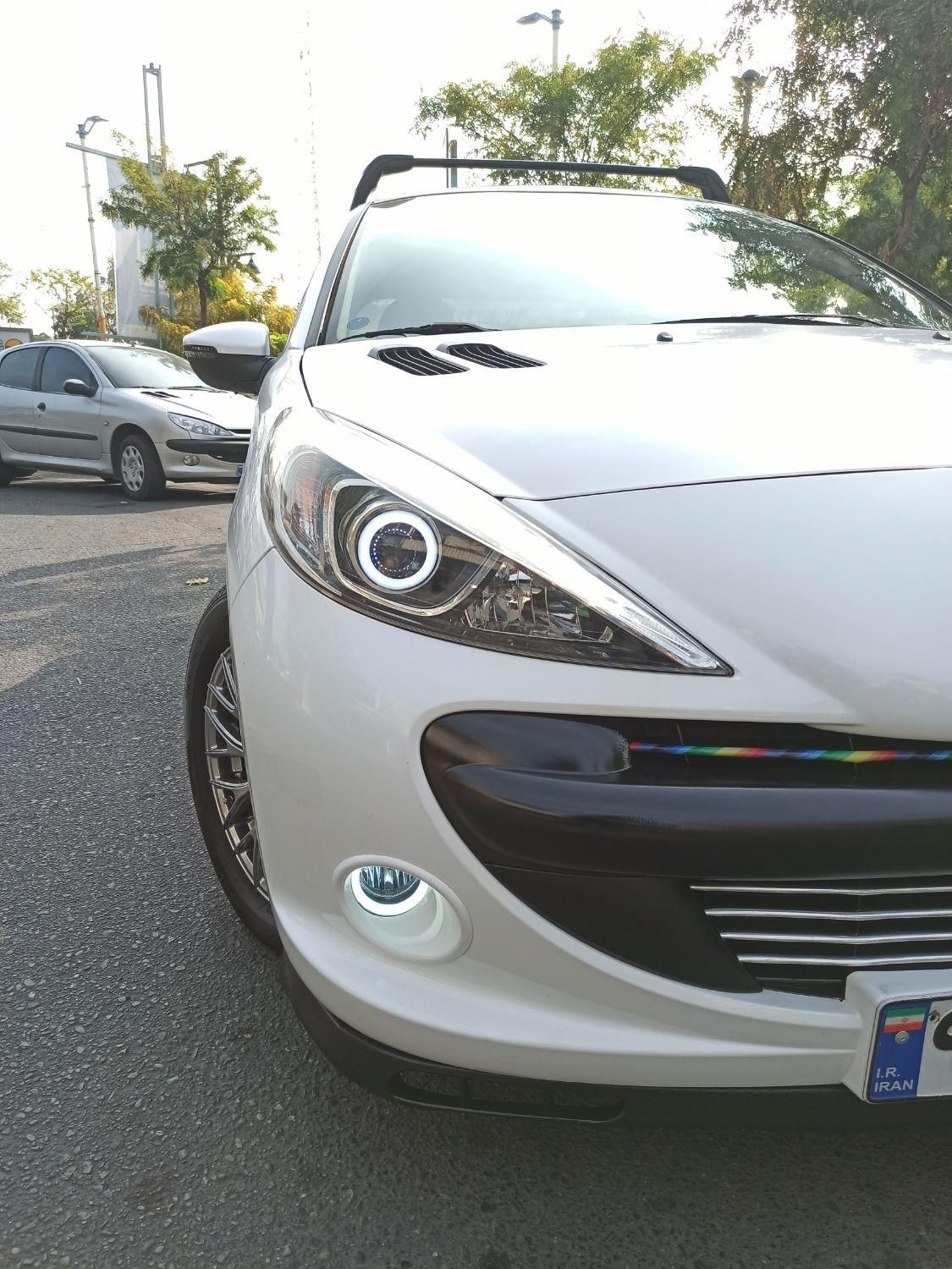 طلق چراغ جلو عقب 207 برد دیلایت تعمیر چراغ|قطعات یدکی و لوازم جانبی|تهران, تهراننو|دیوار