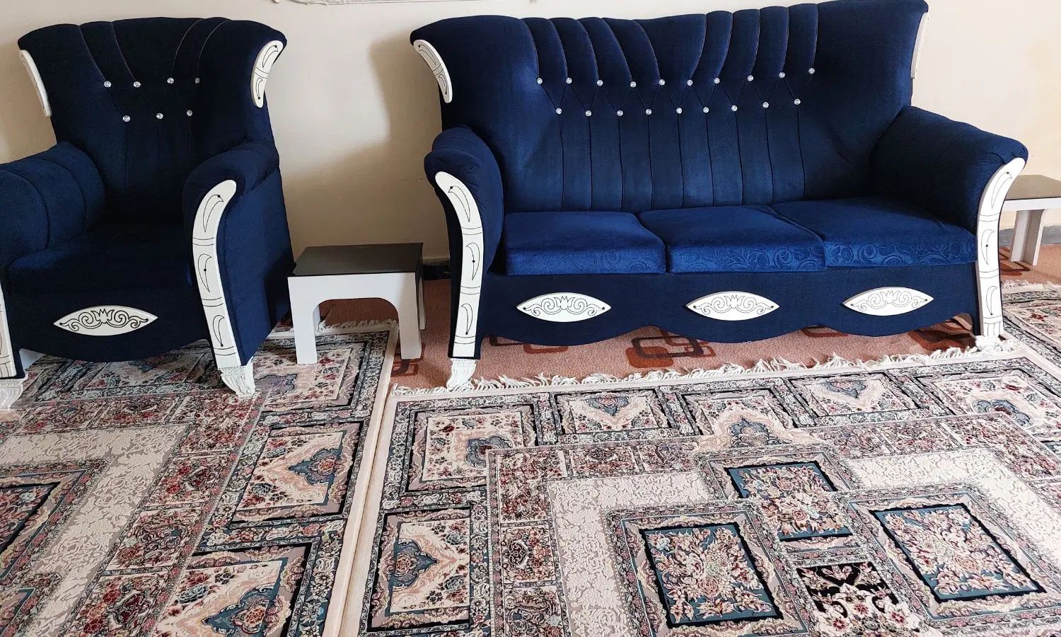 فروش یک دست مبل هفت نفره ومیز غذا خوری ست، شش نفره|مبلمان خانگی و میز عسلی|الشتر, |دیوار