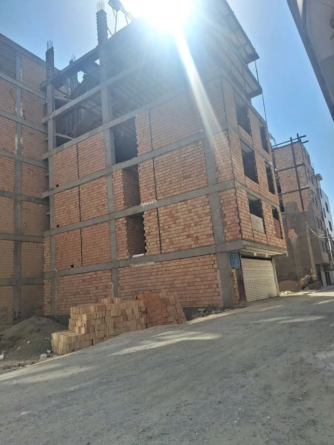 ۸۵متردوخوابه باپارکینگ سنددارشهرک مهر|فروش آپارتمان|نسیم‌شهر, |دیوار