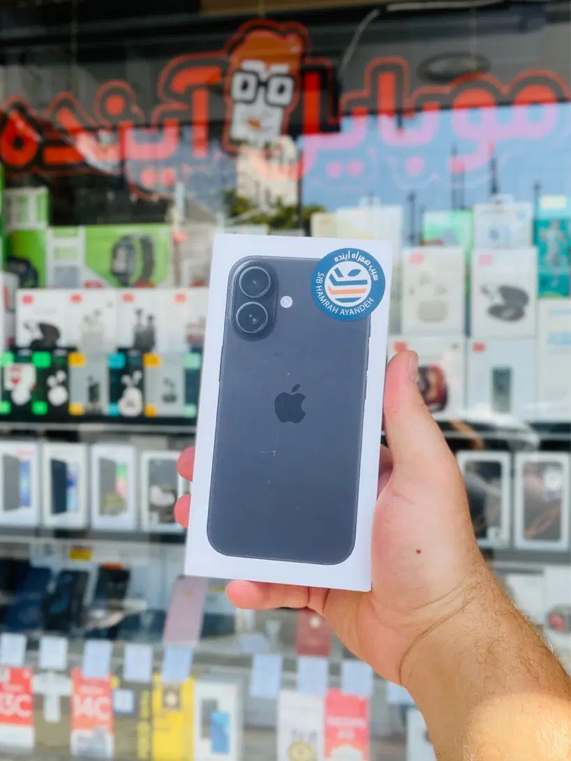 گوشی اپل Iphone 16 مشکی حافظه ۱۲۸ ۱۸ ماه گارانتی|موبایل|زنجان, |دیوار