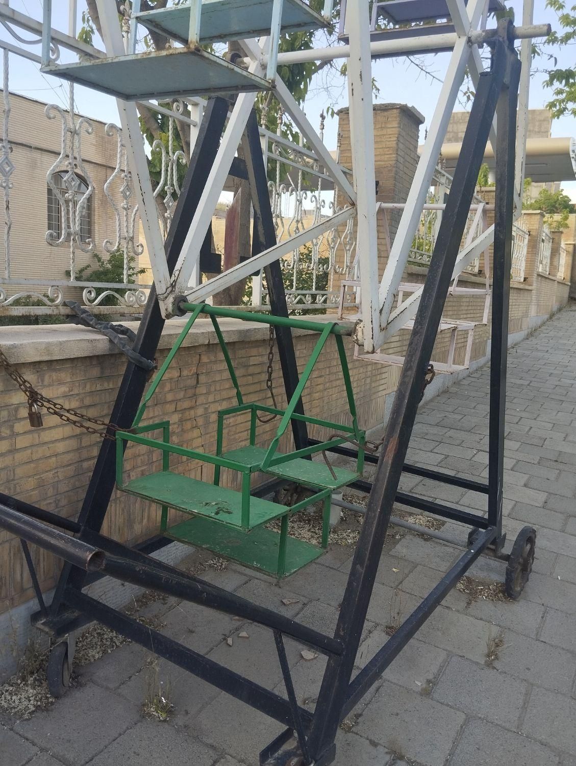 چرخ و فلک|اسباببازی بچه|سنندج, |دیوار