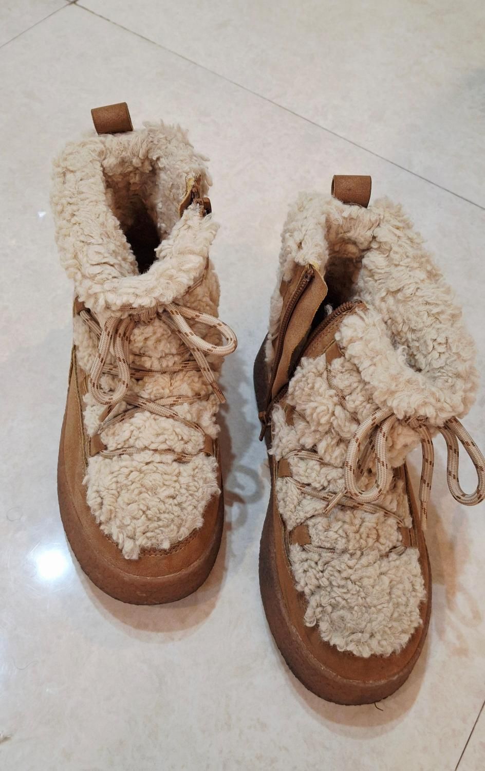 نیم بوت دخترانه اورجینال zara سایز ۳۶|کفش و لباس بچه|تهران, شهرک پرواز|دیوار