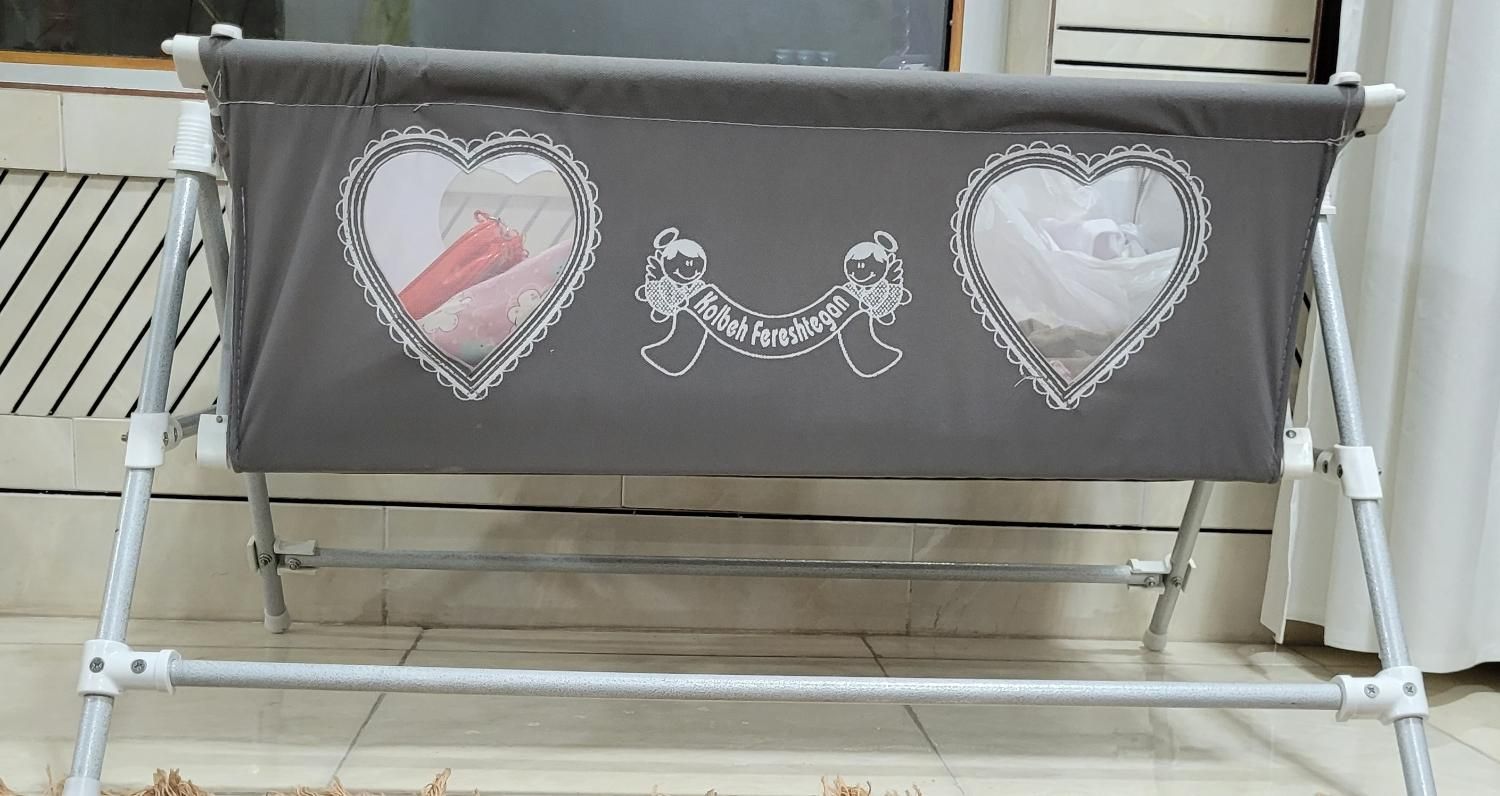 گهواره پارادایس|تخت و صندلی بچه|خمینی‌شهر, |دیوار