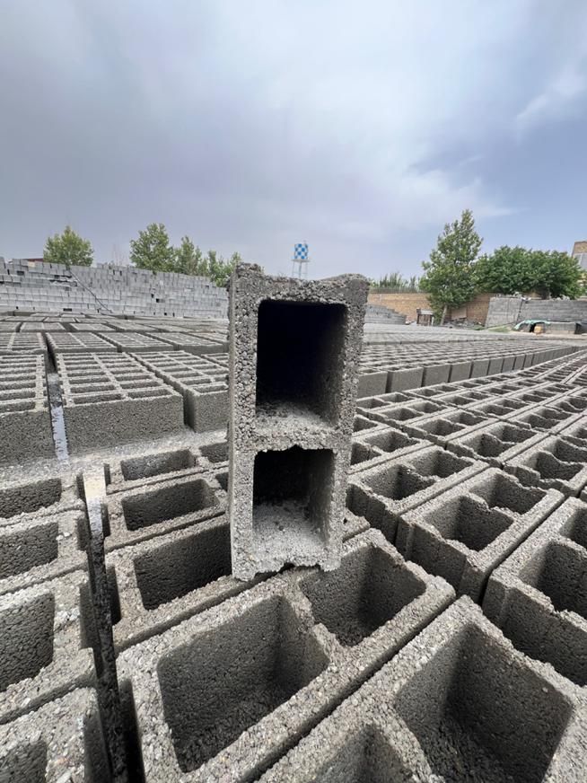 بلوک سیمانی پوکه ای پرسی (هایپرمصالح حسنپور)|مصالح و تجهیزات ساختمان|چهارباغ, |دیوار