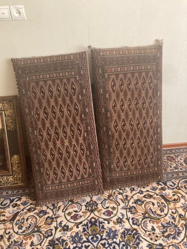 متکا و پشتی|پشتی|اصفهان, خانه اصفهان|دیوار