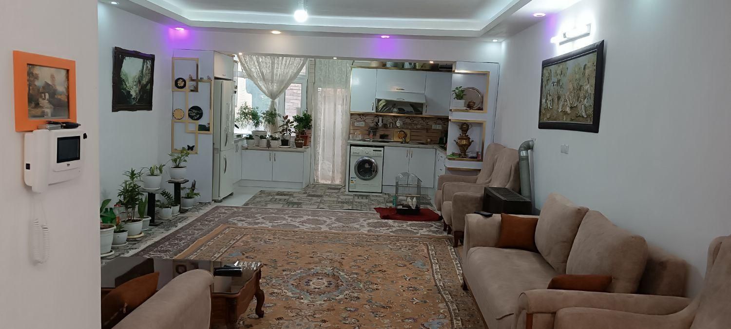 ویلایی  دوطبقه ۲۰۰ متر بنا شیک ۴راه فرید خراسانی|فروش خانه و ویلا|سبزوار, هویزه|دیوار