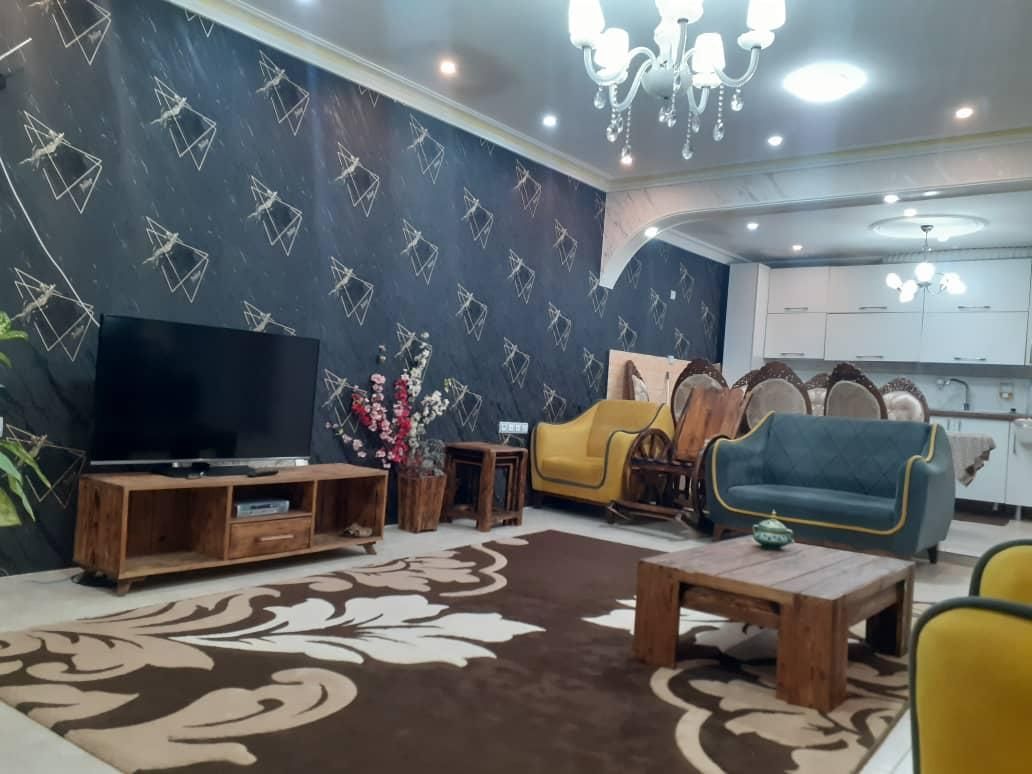 اجاره ویلادربست از خود مالک با قیمت مناسب|اجارهٔ کوتاه‌مدت ویلا و باغ|رشت, فرودگاه سردار جنگل رشت|دیوار