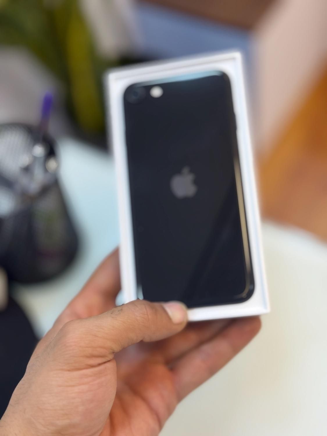 آیفون اس ای - iPhone Se 2020|موبایل|تهران, میرداماد|دیوار