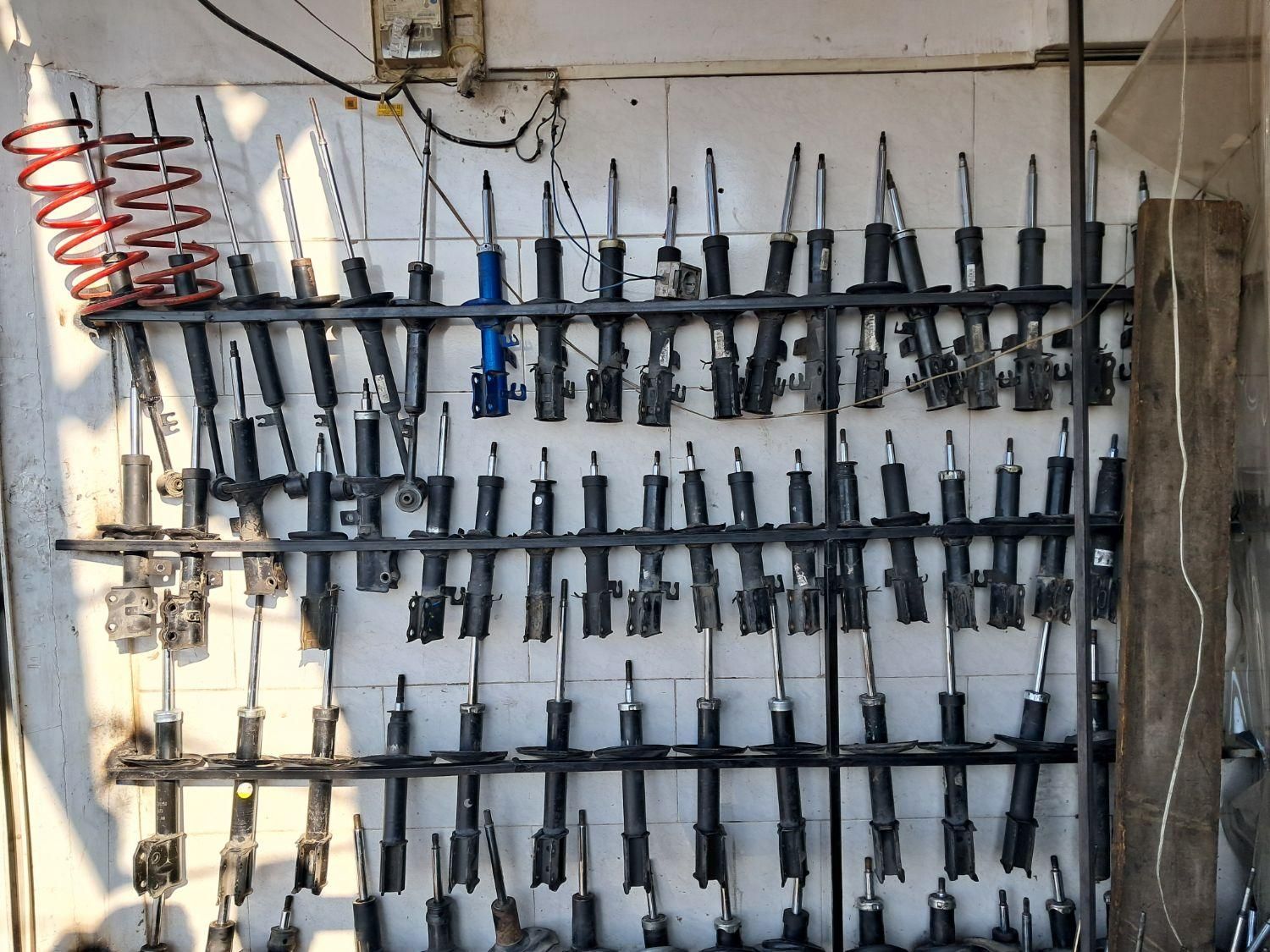 انواع کمک فنراستوک پژوپرایدراناال۹۰تیباسایناکوییک|قطعات یدکی و لوازم جانبی|کرج, شهرک سهرابیه|دیوار