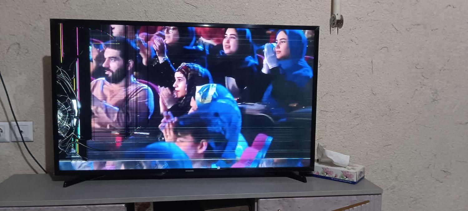 تلویزیون ال ای دی سامسونگ ۴۳|تلویزیون و پروژکتور|پیشوا, |دیوار