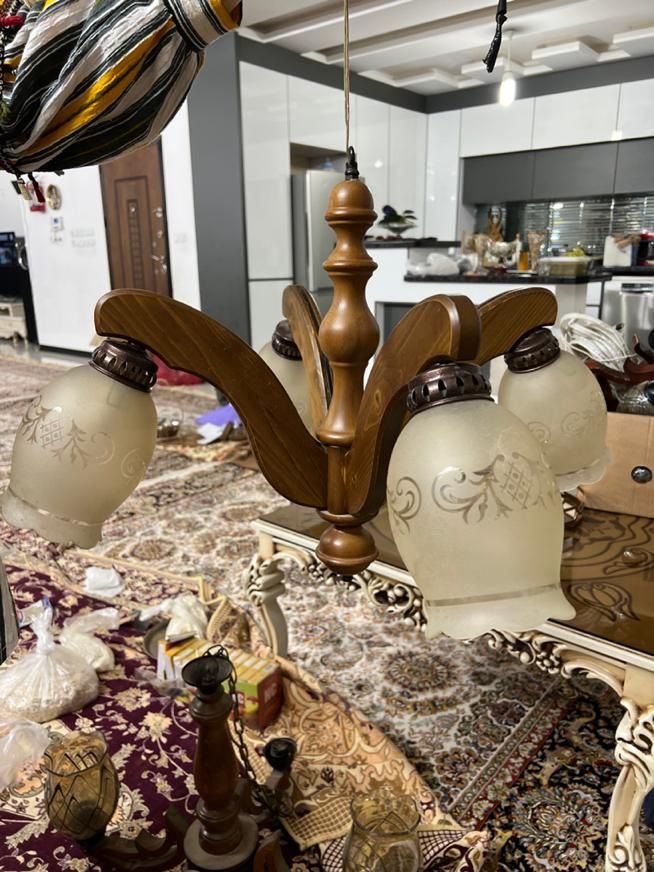دو عدد لوستر چوبی چهارشاخه|لوستر و چراغ آویز|قم, انسجام|دیوار