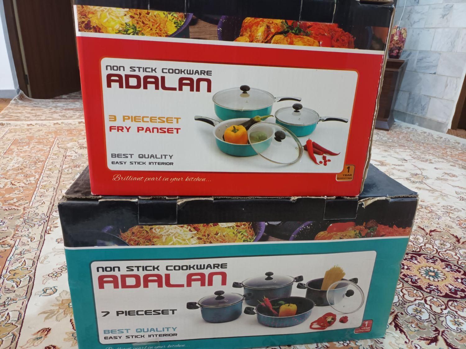 سرویس ۷پارچه قابلمه و۳پارچه ماهیتابه آک|ظروف پخت‌وپز|محلات, |دیوار