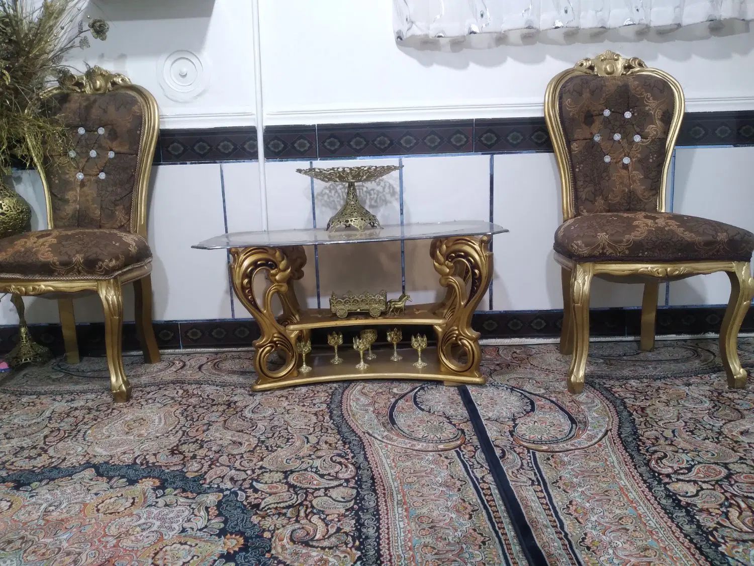 فروش مبل ۹نفره چوب راش تعویض میکنم بامبل ۹نفره|مبلمان خانگی و میز عسلی|نهاوند, |دیوار