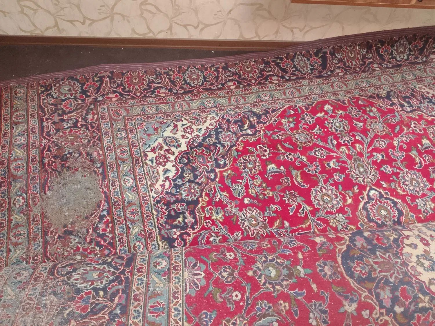 فرش سه در چهار دست بافت|فرش|مشهد, کوی دروی|دیوار