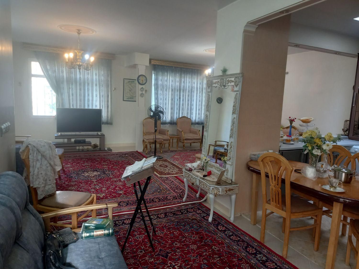خیابان پورمحسن ۱۲۵ زمین همراه ۲۰۰ متر بنا|فروش خانه و ویلا|اراک, |دیوار