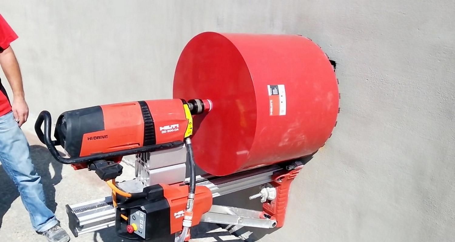 اجرای کرگیری در بتن و کاشت بولت و میلگرد|خدمات پیشه و مهارت|کیش, |دیوار