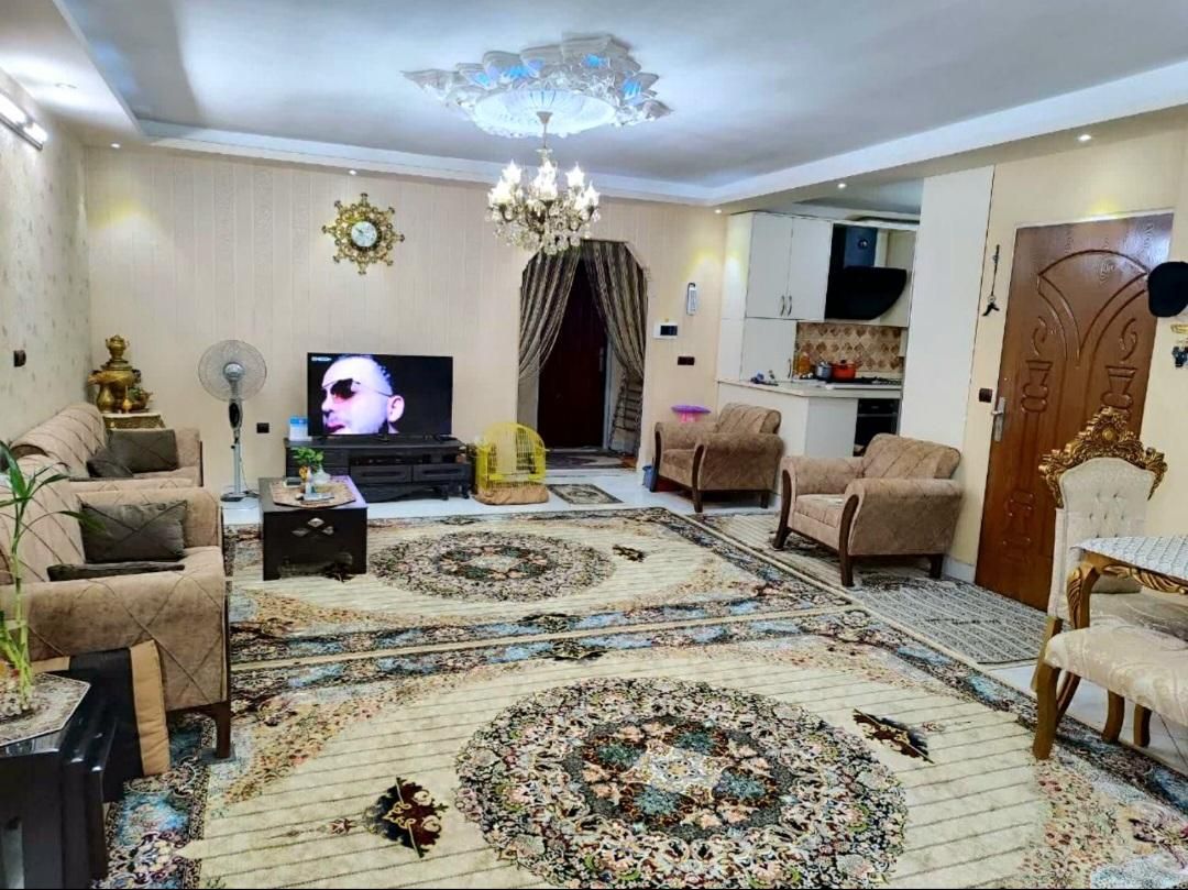 اپارتمان ۱۰۲متر/دوخواب/بیست متری امام خمینی/کاشانی|فروش آپارتمان|اسلام‌شهر, شهرک مفیدی|دیوار