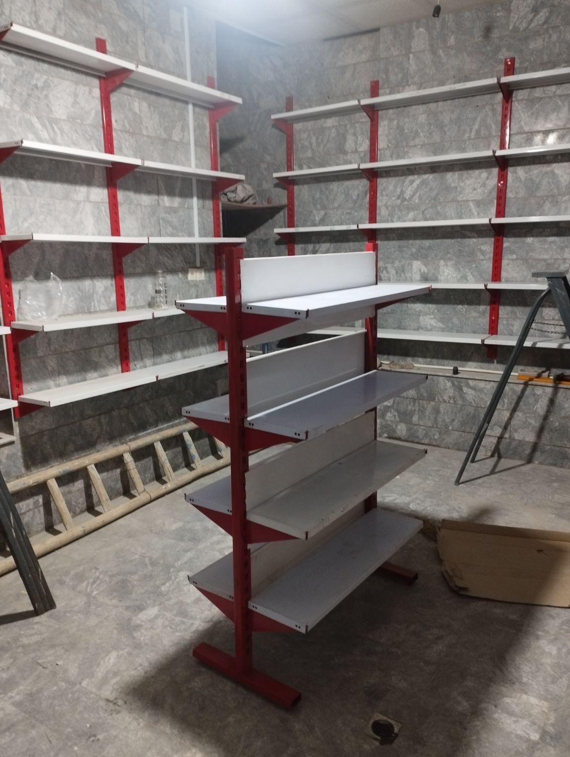 قفسه دسته دوم ویترین قفسه بندی ( قفسه فلزی )|فروشگاه و مغازه|مشهد, عبادی|دیوار