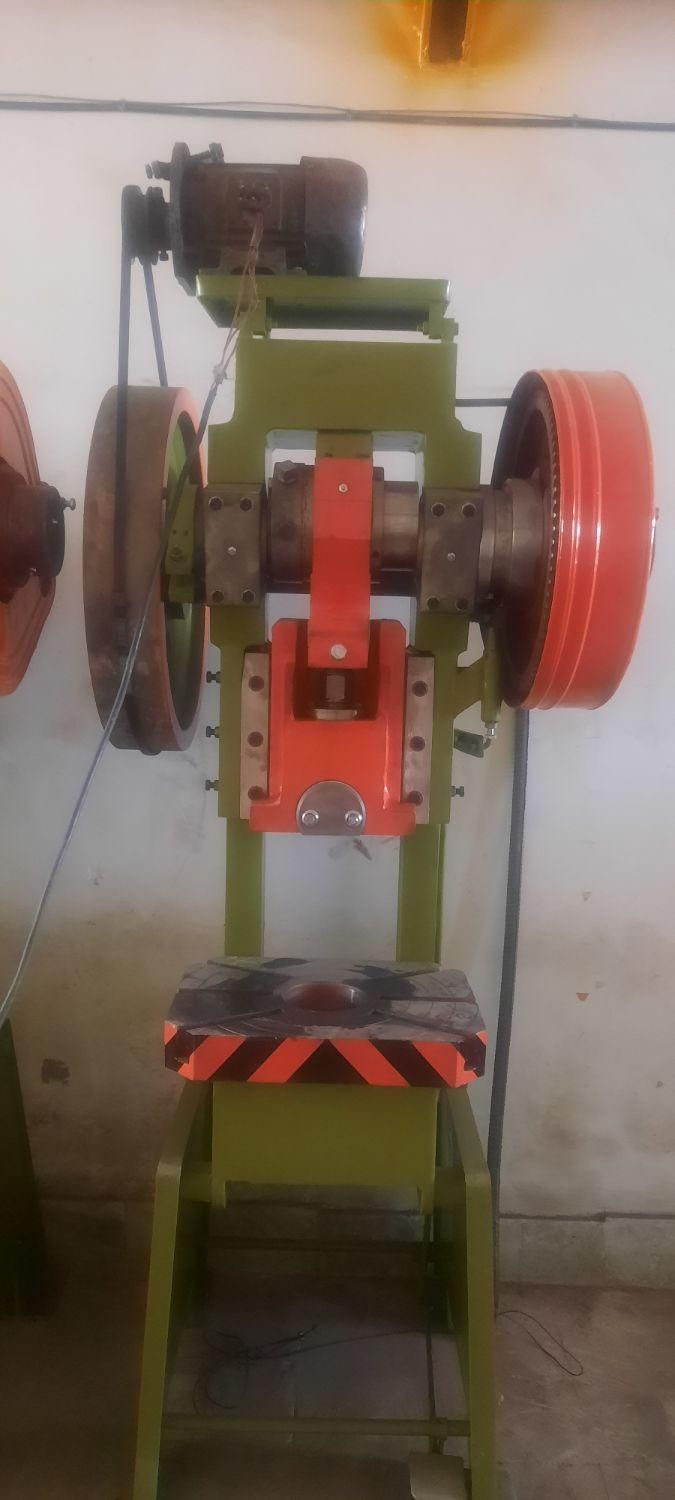 اپراتور تزریق پلاستیک ،پرسکار ماهر|استخدام صنعتی، فنی، مهندسی|قرچک, داوود آباد|دیوار