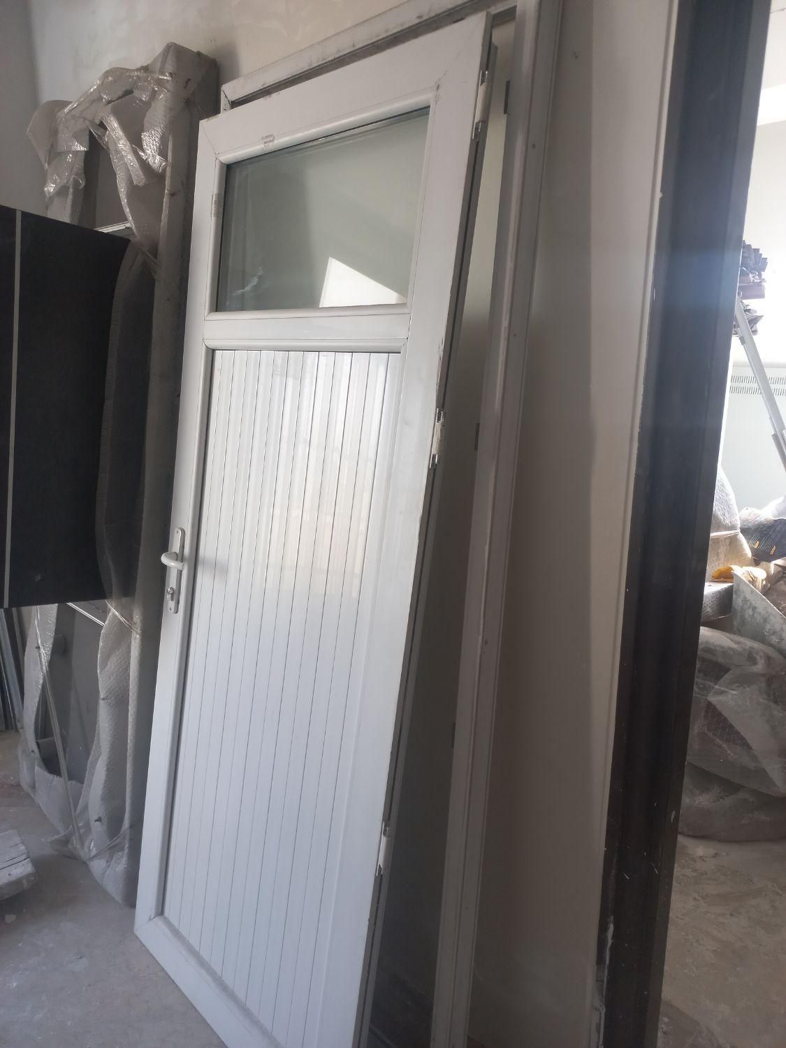 درب upvc برند هافمن  ۹۰ در ۲۱۰|مصالح و تجهیزات ساختمان|تهران, دانشگاه شریف|دیوار