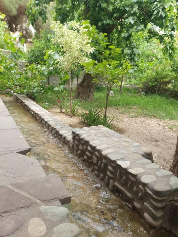 سوییت تک خواب خود کردان|اجارهٔ کوتاهمدت ویلا و باغ|کرج, برغان|دیوار