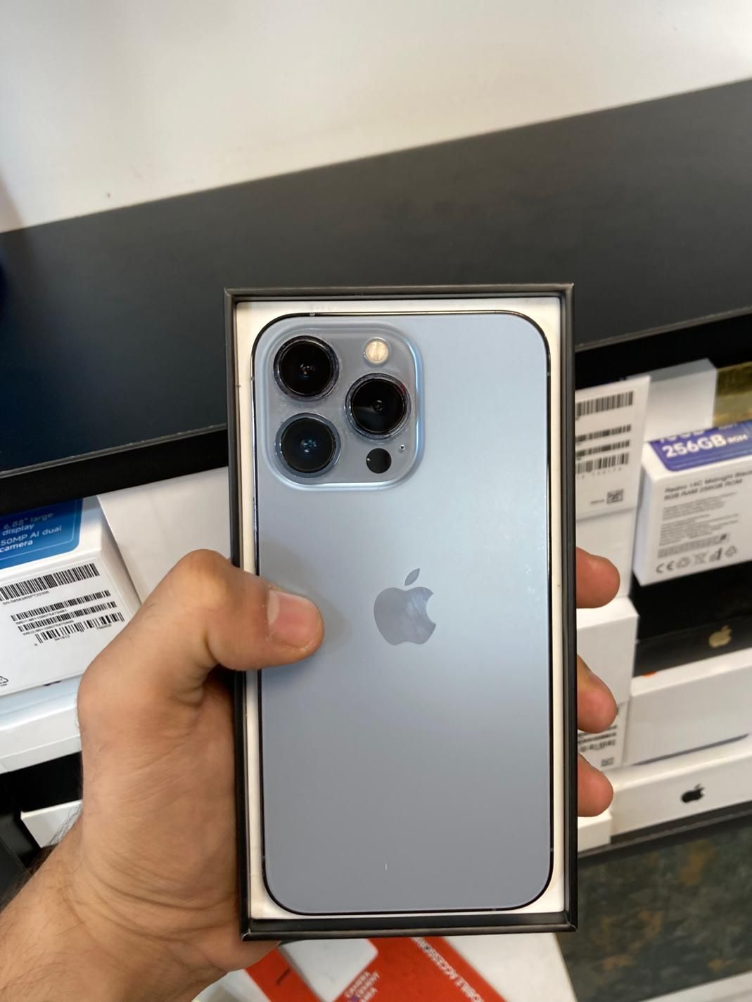 گوشی اپل iphone 13 pro با حافظه ۱۲۸ گیگ|موبایل|کرج, گلشهر|دیوار