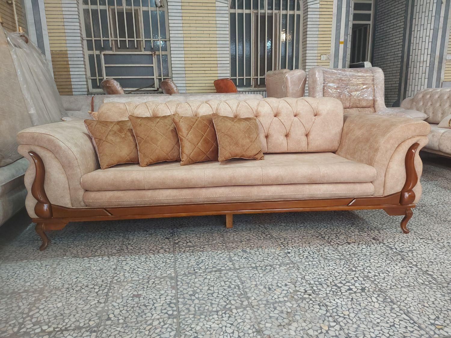 مبل اهورا  تخت شو مکانیزم رنگ پارچه به سلیقه مشتری|مبلمان خانگی و میز عسلی|اهواز, کوی ترابری|دیوار