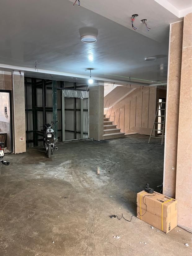 فروش واحدهای ۷۰ متری مطب پزشکی میدان قیام|فروش دفتر کار، اتاق اداری، مطب|بروجرد, |دیوار