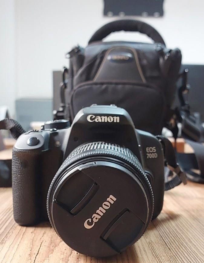 دوربین 700D Canon به همراه لنز 55-250 بعلاوه کیف|دوربین عکاسی و فیلم‌برداری|تهران, جردن|دیوار