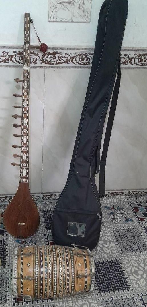 رباب،طبله شمالی|سازهای سنتی|قرچک, |دیوار