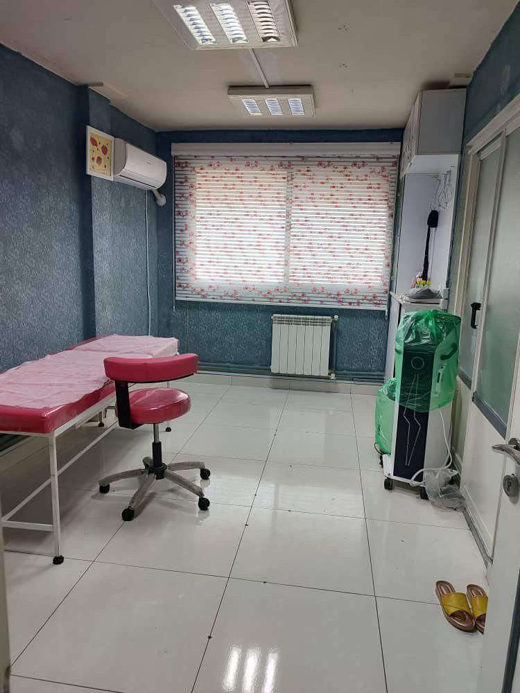 اجاره واحد پزشکی بر اصلی چهارراه گلسار|اجارهٔ دفتر کار، اتاق اداری، مطب|رشت, گلسار|دیوار